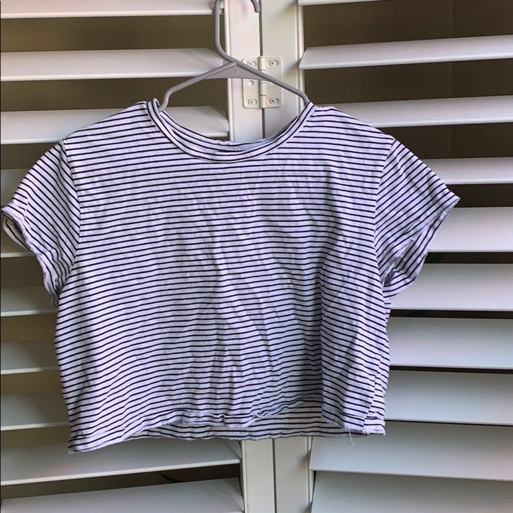 white and black stripes